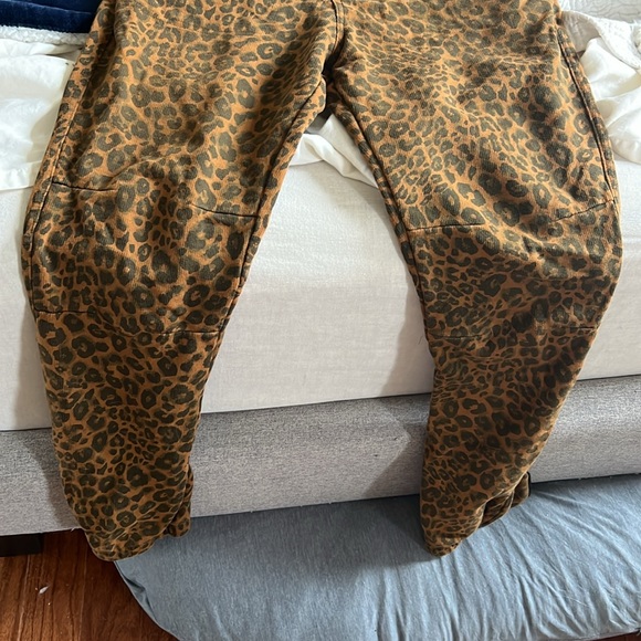 Sanctuary X Anthropologie Leopard Print Jogger Pants Medium NWT Zip Ankle Zip Up - Picture 2 of 3